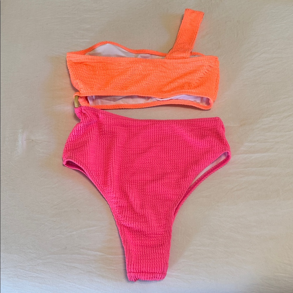 Pink Lily Color Block Swimsuit - Picture 2 of 2